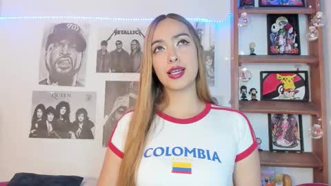 Snapshot of meeowlody chatting on November 22, 2025, 10:42 pm Emily online show from November 22, 2025, 10:42 pm