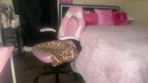 Snapshot of meetsouthernpeach chatting on June 3, 2026, 3:09 am Southern Peach online show from June 3, 2026, 3:09 am