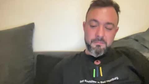 Snapshot of mega1185264 chatting on December 18, 2025, 7:09 pm mega1185264 online show from December 18, 2025, 7:09 pm