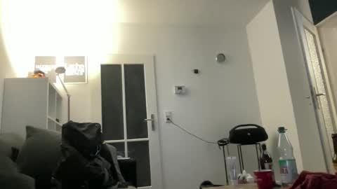 mega1185264 online show from May 22, 2026, 9:31 pm