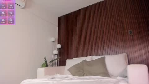 megan online show from September 24, 2025, 1:09 am