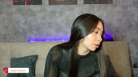 Snapshot of megan_bluee_ chatting on March 9, 2026, 3:16 pm Megan Bluee online show from March 9, 2026, 3:16 pm