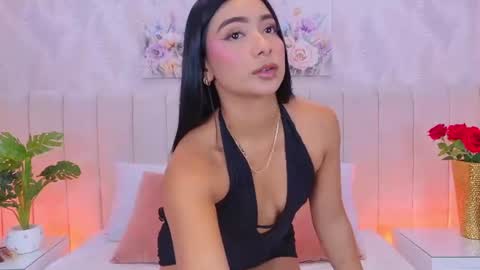 Carolina Paez online show from July 7, 2026, 12:20 pm