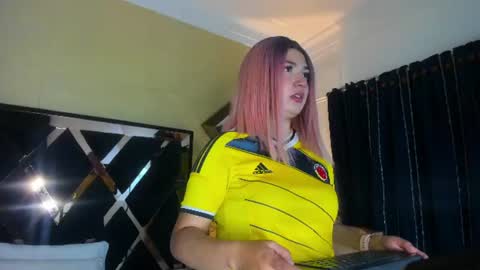Snapshot of megan_devon chatting on July 7, 2026, 11:36 am online show from July 7, 2026, 11:36 am
