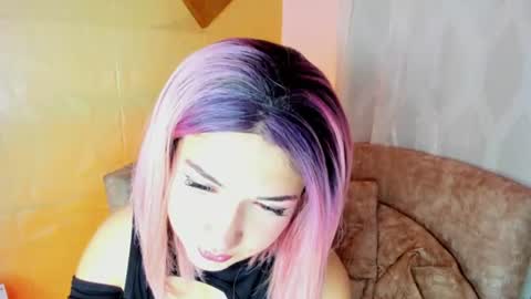 Snapshot of megan_devon chatting on July 28, 2026, 2:13 pm online show from July 28, 2026, 2:13 pm