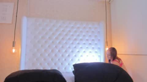 MEGAN online show from April 26, 2026, 11:02 pm