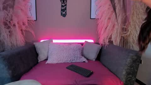     online show from January 11, 2025, 11:56 am