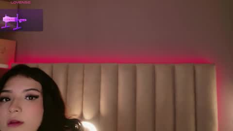 Snapshot of megan_moore__ chatting on June 3, 2026, 2:33 pm online show from June 3, 2026, 2:33 pm