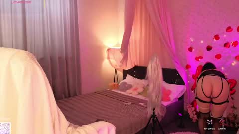 Snapshot of megan_nelson chatting on May 10, 2026, 11:15 am Megan Nelson online show from May 10, 2026, 11:15 am