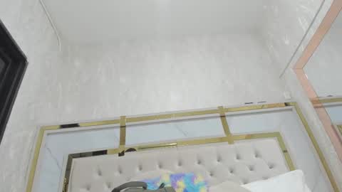 megan online show from October 6, 2025, 3:04 am