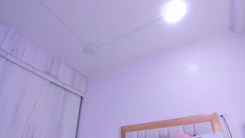 megan online show from November 21, 2025, 3:05 am