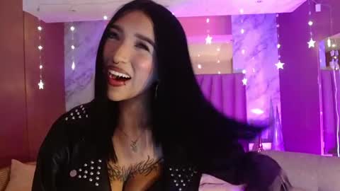 Snapshot of megan_saint chatting on June 22, 2026, 2:14 pm megan_saint online show from June 22, 2026, 2:14 pm