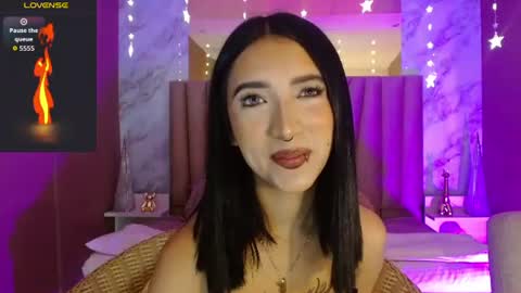 Snapshot of megan_saint chatting on July 8, 2026, 1:48 pm megan_saint online show from July 8, 2026, 1:48 pm