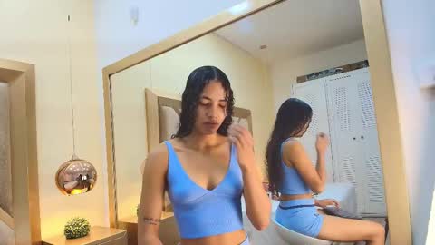 Snapshot of megan_siner chatting on November 10, 2025, 12:26 pm Megan Siner online show from November 10, 2025, 12:26 pm