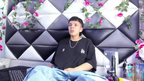 Snapshot of megan_thompsonn_ chatting on November 26, 2025, 2:12 am megan_thompsonn_ online show from November 26, 2025, 2:12 am