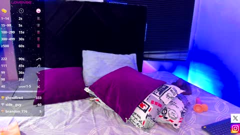 Kim  online show from January 17, 2025, 1:47 am