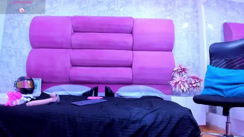 MeganFOXXI  online show from February 7, 2025, 11:45 pm