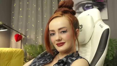 MeganieX online show from May 26, 2026, 2:51 am