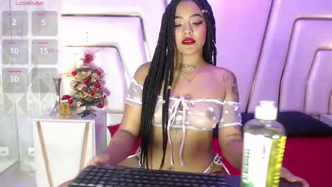 Snapshot of meganlarsson chatting on December 3, 2025, 12:36 pm meganlarsson online show from December 3, 2025, 12:36 pm