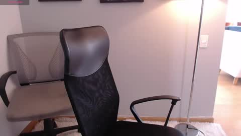 Snapshot of meganlk chatting on June 3, 2026, 5:29 pm MEGAN online show from June 3, 2026, 5:29 pm