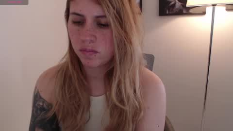 Snapshot of meganlk chatting on June 5, 2026, 1:06 pm MEGAN online show from June 5, 2026, 1:06 pm