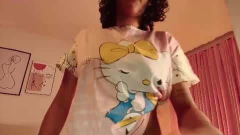 Snapshot of meganlux_1 chatting on June 24, 2026, 7:57 pm - 29p online show from June 24, 2026, 7:57 pm