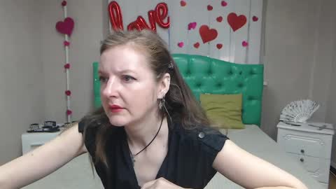 Snapshot of meganpirs chatting on April 6, 2026, 5:52 am MeganPirs online show from April 6, 2026, 5:52 am