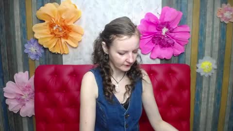 Snapshot of meganpirs chatting on April 7, 2026, 5:08 am MeganPirs online show from April 7, 2026, 5:08 am