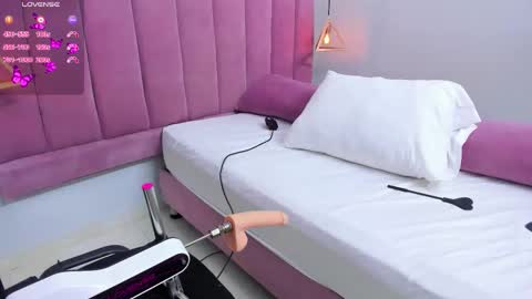 Megan  online show from February 13, 2026, 7:54 pm