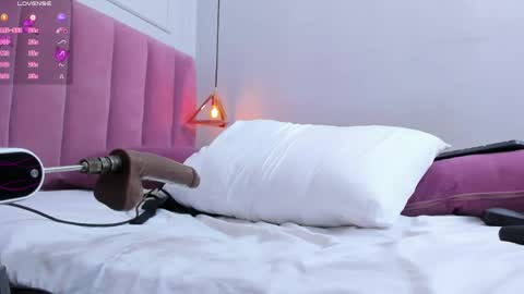 Megan  online show from May 16, 2026, 7:34 pm