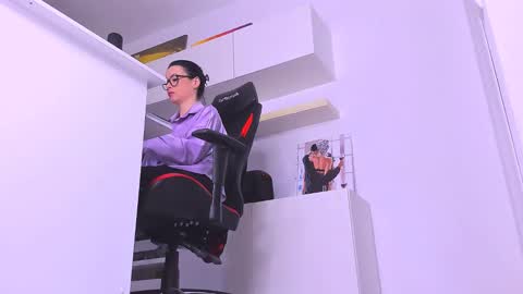 Snapshot of meganstones chatting on December 20, 2024, 10:00 pm Megan online show from December 20, 2024, 10:00 pm