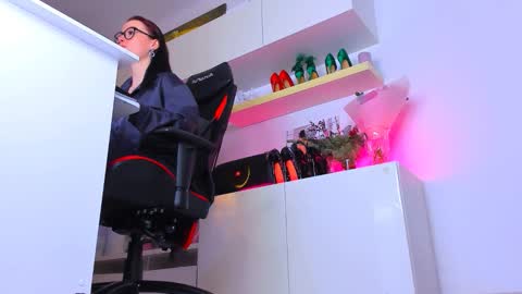 Snapshot of meganstones chatting on January 6, 2026, 8:01 pm Megan online show from January 6, 2026, 8:01 pm