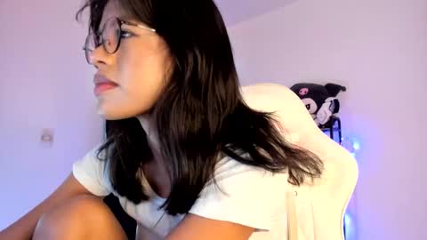 Snapshot of meganthompsonn chatting on March 11, 2026, 2:01 pm Megan online show from March 11, 2026, 2:01 pm