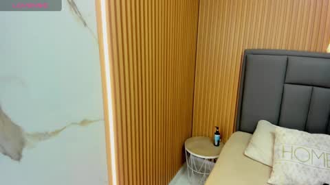 Snapshot of meganzarick chatting on November 15, 2025, 3:15 am M E G A N online show from November 15, 2025, 3:15 am