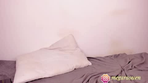 Snapshot of megaraowen_ chatting on June 5, 2026, 6:52 am M E G A R A online show from June 5, 2026, 6:52 am