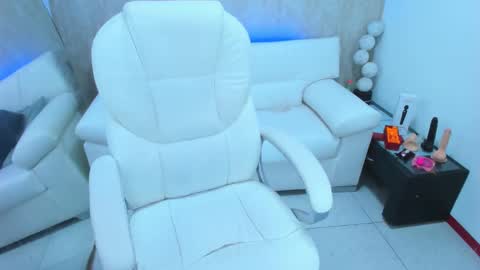 meggan online show from January 19, 2025, 3:50 am