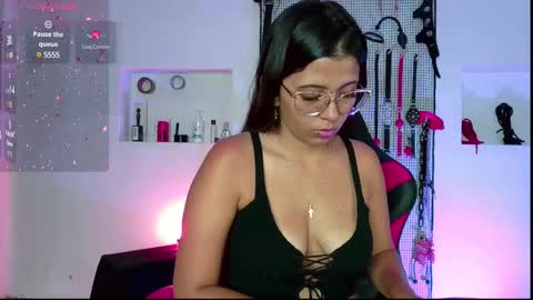 Snapshot of meggan_greey chatting on December 16, 2024, 8:58 pm Your best slave online show from December 16, 2024, 8:58 pm