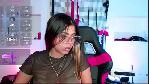 Snapshot of meggan_greey chatting on January 3, 2025, 11:33 pm Your best slave online show from January 3, 2025, 11:33 pm