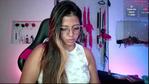 Snapshot of meggan_greey chatting on January 29, 2025, 8:25 pm Your best slave online show from January 29, 2025, 8:25 pm
