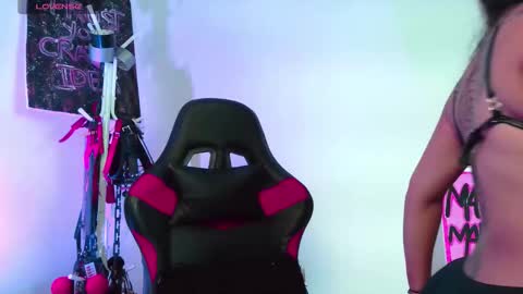 Snapshot of meggan_greey chatting on November 16, 2025, 10:26 pm Your best slave online show from November 16, 2025, 10:26 pm