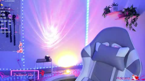   online show from November 11, 2025, 2:11 am