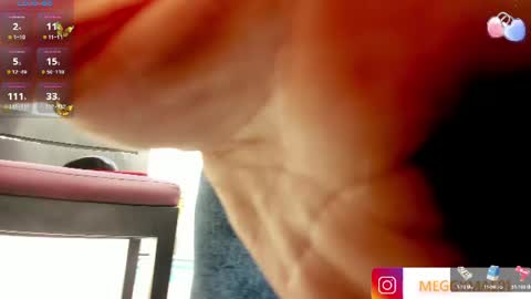 Snapshot of meggy_mae chatting on June 29, 2026, 12:49 pm MEGGY MAE online show from June 29, 2026, 12:49 pm