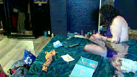 meghan online show from December 14, 2025, 1:00 am