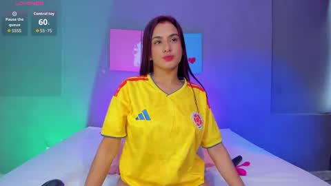 Snapshot of meghanmaslow chatting on June 23, 2026, 7:01 pm Julieta online show from June 23, 2026, 7:01 pm