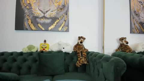 Snapshot of megpalmer chatting on September 18, 2025, 7:16 pm megpalmer online show from September 18, 2025, 7:16 pm