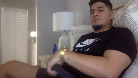 megustancomotubebe online show from December 19, 2025, 3:19 pm