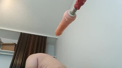 meheriuk68 online show from October 16, 2025, 11:06 pm