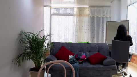 Snapshot of mei_naughtycat chatting on February 15, 2025, 7:28 pm Mei online show from February 15, 2025, 7:28 pm