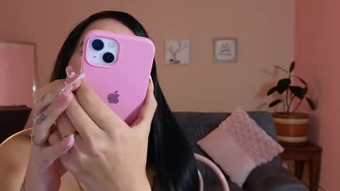 Snapshot of mei_naughtycat chatting on September 10, 2025, 12:49 pm Mei online show from September 10, 2025, 12:49 pm