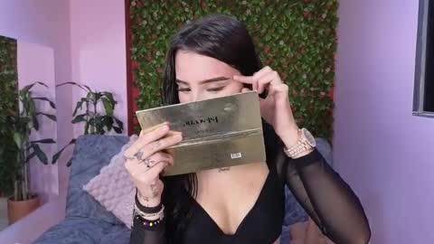 Mei online show from March 15, 2026, 8:26 pm